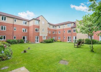 Flat For Sale in Solihull