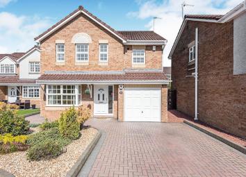 Detached house To Rent in Livingston