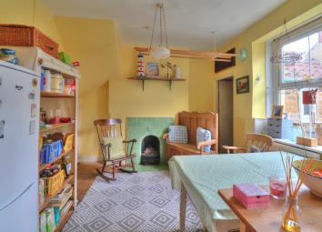 Terraced house For Sale in Frome