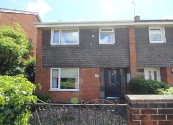 Semi-detached house For Sale in Drybrook