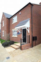 Flat For Sale in Nuneaton