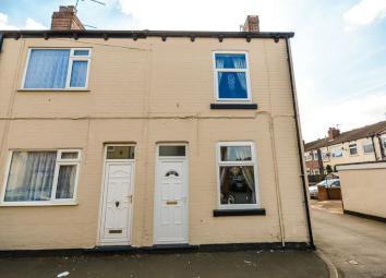 Terraced house For Sale in Pontefract