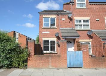 End terrace house For Sale in Northampton
