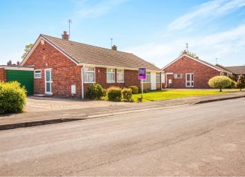 Semi-detached bungalow For Sale in York