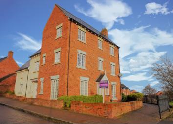 Detached house To Rent in Telford