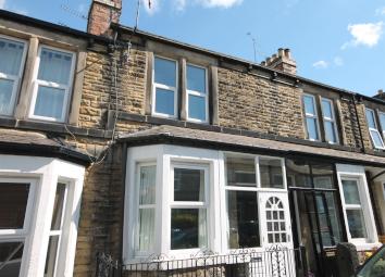 Terraced house To Rent in Harrogate