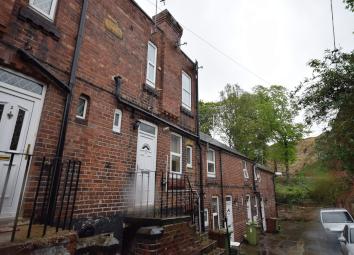 Terraced house For Sale in Pontefract