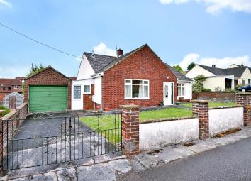 Detached bungalow For Sale in Westbury