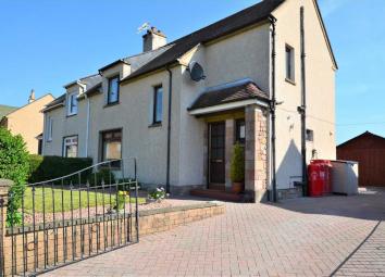 Semi-detached house For Sale in Dollar