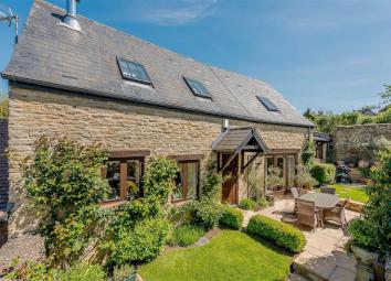 Barn conversion For Sale in Banbury