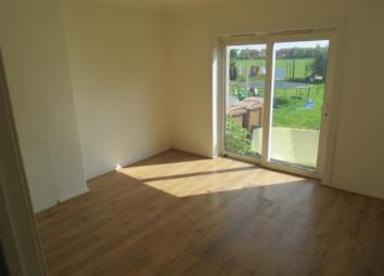 Flat To Rent in Renfrew