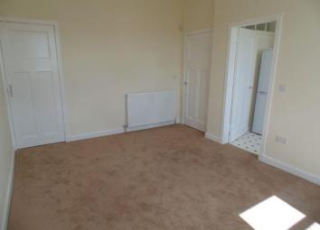 Flat To Rent in Johnstone