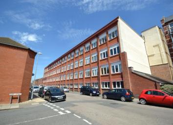 Flat For Sale in Northampton