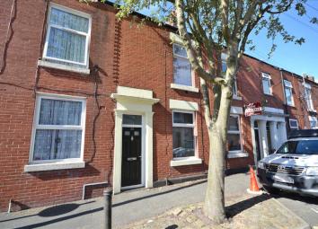 Terraced house To Rent in Chorley