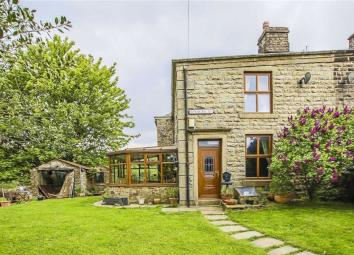 End terrace house For Sale in Rossendale