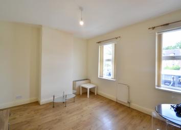 Maisonette To Rent in Manchester