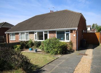 Semi-detached bungalow For Sale in Southport
