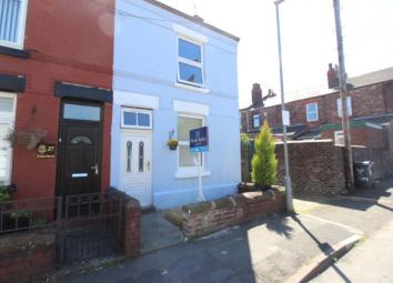 Terraced house For Sale in Prescot