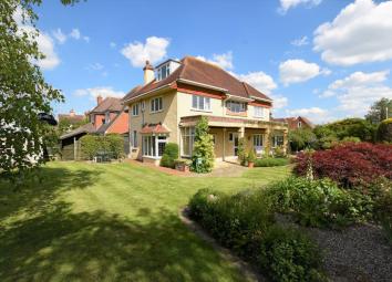 Detached house For Sale in Colchester