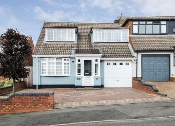 Semi-detached house For Sale in Burntwood