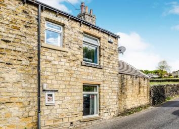 Semi-detached house For Sale in Huddersfield