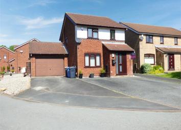 Detached house For Sale in Preston