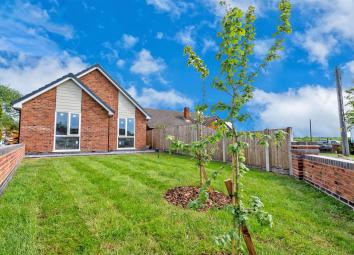 Detached bungalow For Sale in Walsall