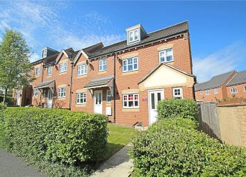 Town house For Sale in Pontefract