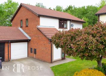 Detached house For Sale in Chorley