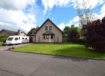 Detached house For Sale in Kelso