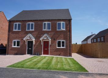 Semi-detached house For Sale in Tamworth