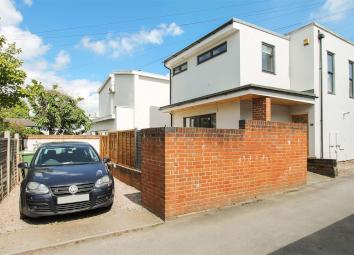 Detached house For Sale in Cheltenham