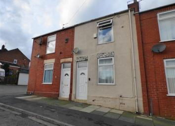 Terraced house For Sale in St. Helens