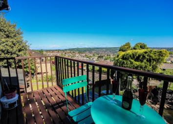 Detached bungalow For Sale in Bath