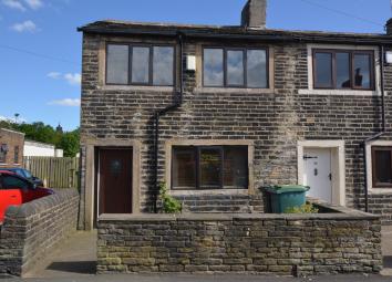 Cottage For Sale in Huddersfield