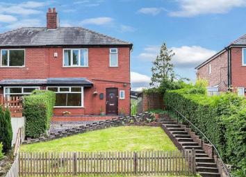 Semi-detached house For Sale in Congleton