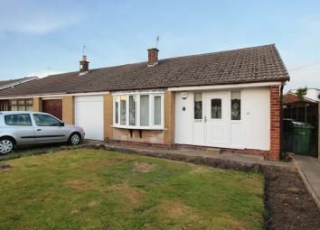 Semi-detached bungalow For Sale in Warrington