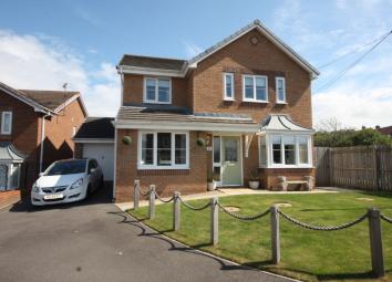 Detached house For Sale in Saltburn-by-the-Sea