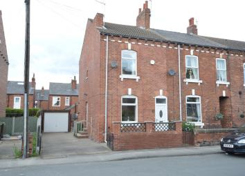 End terrace house For Sale in Normanton