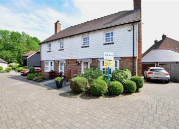 Semi-detached house For Sale in West Malling