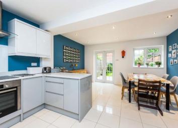 Terraced house For Sale in Kingston upon Thames