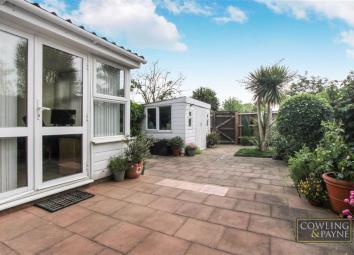Terraced house For Sale in Chelmsford