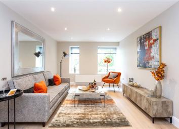 Flat For Sale in Stanmore