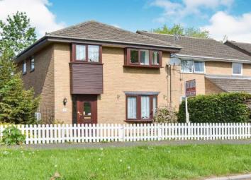 Detached house For Sale in Milton Keynes