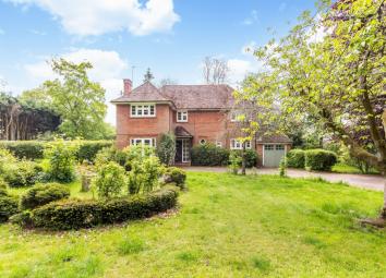 Detached house To Rent in Basingstoke