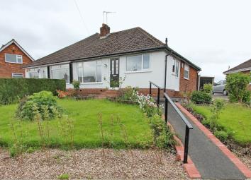 Semi-detached bungalow For Sale in Bury