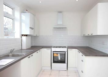 Terraced house To Rent in Chigwell