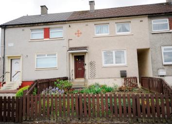 Terraced house For Sale in Glasgow