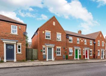 End terrace house For Sale in Aylesbury