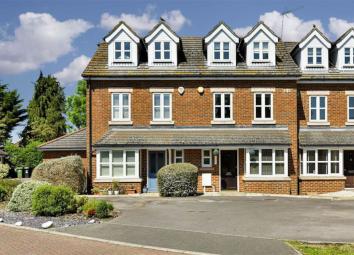 Terraced house For Sale in Epsom